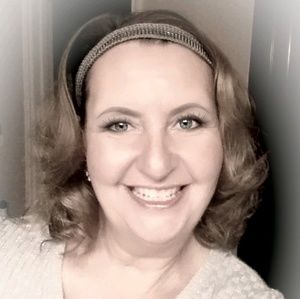 Meet your Posher, Denise